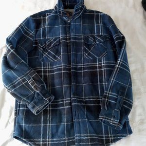Lightweight jacket with buttons